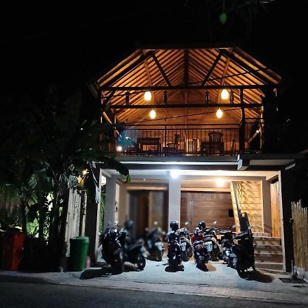 Happy Penida Hostel 2 Toyapakeh Bagian luar foto