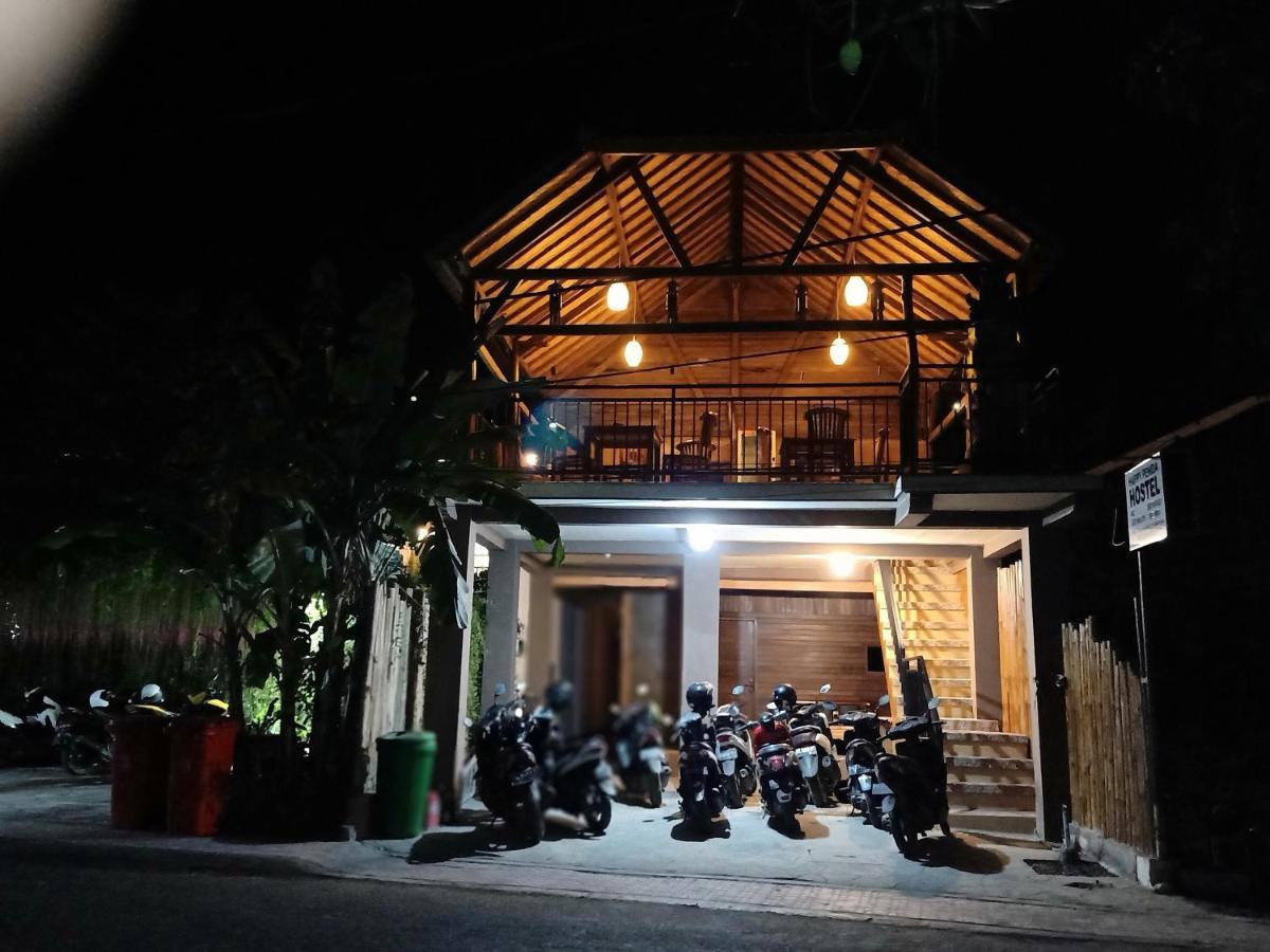 Happy Penida Hostel 2 Toyapakeh Bagian luar foto